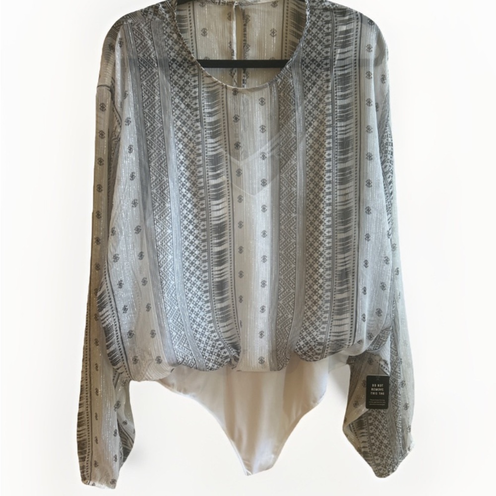 Express Women's Sheer Fabric Bodysuit NWT Silver White Volume Sleeves Size XL
